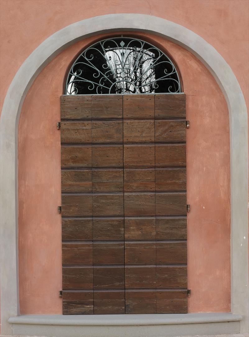 Folding doors