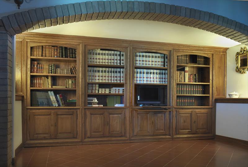 Mobile oak bookshelf