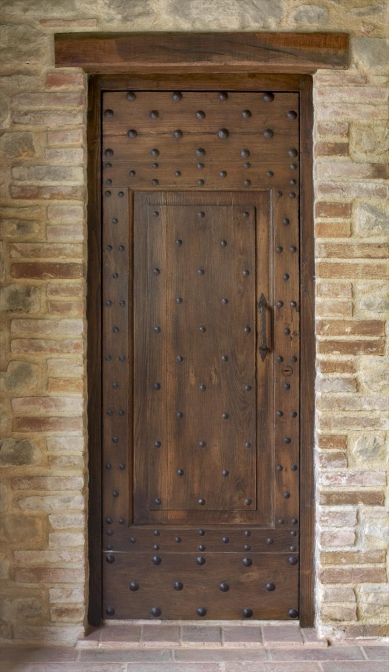 Nailed Door: The Charm of Ancient Chianti